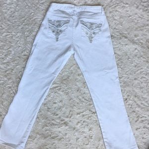 Venus Brand White Embellished Jean Capri Pants
